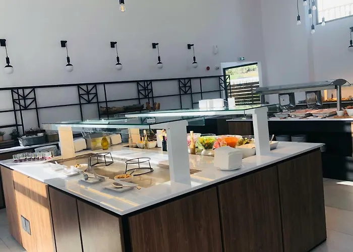 Cavo D' Oro & Ξενοδοχείο 4*