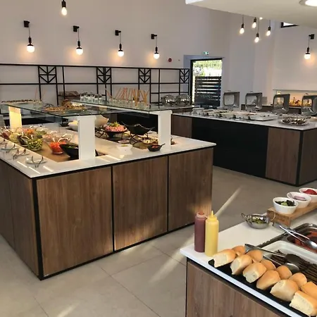 Cavo D' Oro & Szálloda 4*
