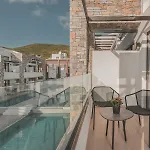 Cavo D' Oro & Ξενοδοχείο 4*