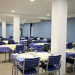 Ξενοδοχείο Cavo D' Oro & 4*