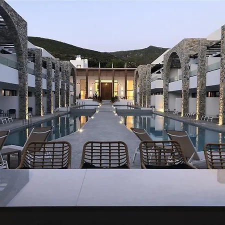 Hotel Cavo D' Oro & 4*