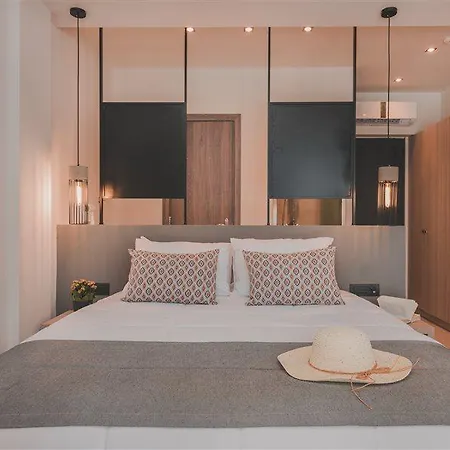 Cavo D' Oro & Hotel Kalamákion