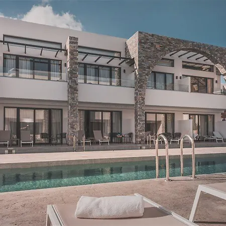 Cavo D' Oro & Hotel Kalamákion