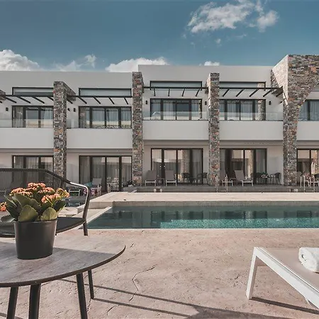 Hotel Cavo D' Oro & 4*