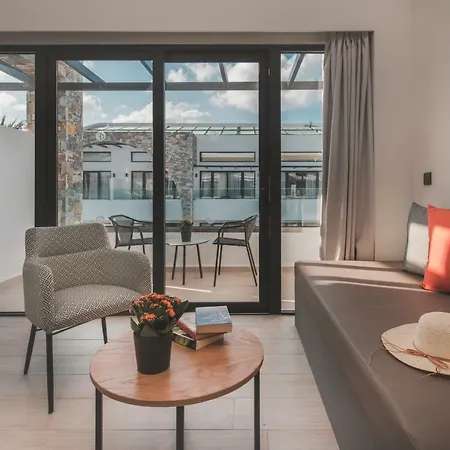 Cavo D' Oro & Hotel