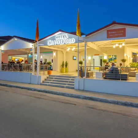 Cavo D' Oro & Hotell