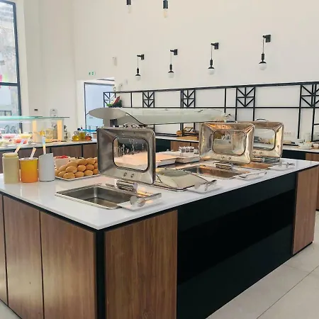 Hotel Cavo D' Oro & 4*