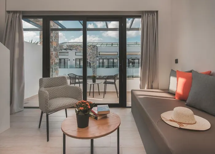 Cavo D' Oro & Ξενοδοχείο